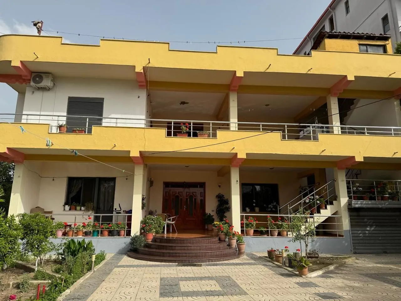 Apartment Guest House-Vila Ameli Durres