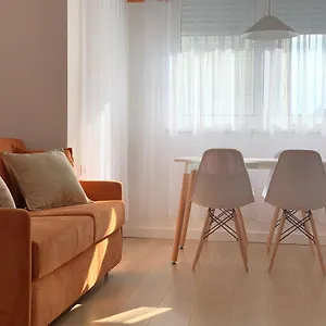 Colorful By The Sea - 1 Min From The Beach Appartamento